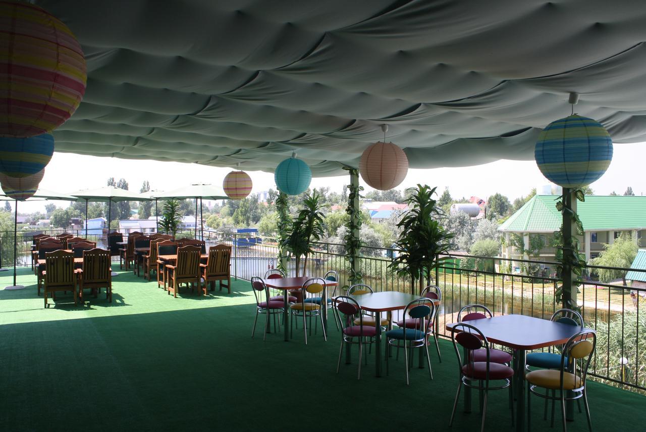 Green Hotel-Club Zatoka Εξωτερικό φωτογραφία