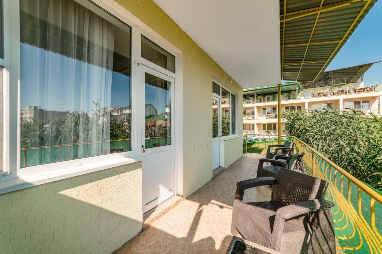 Green Hotel-Club Zatoka Εξωτερικό φωτογραφία