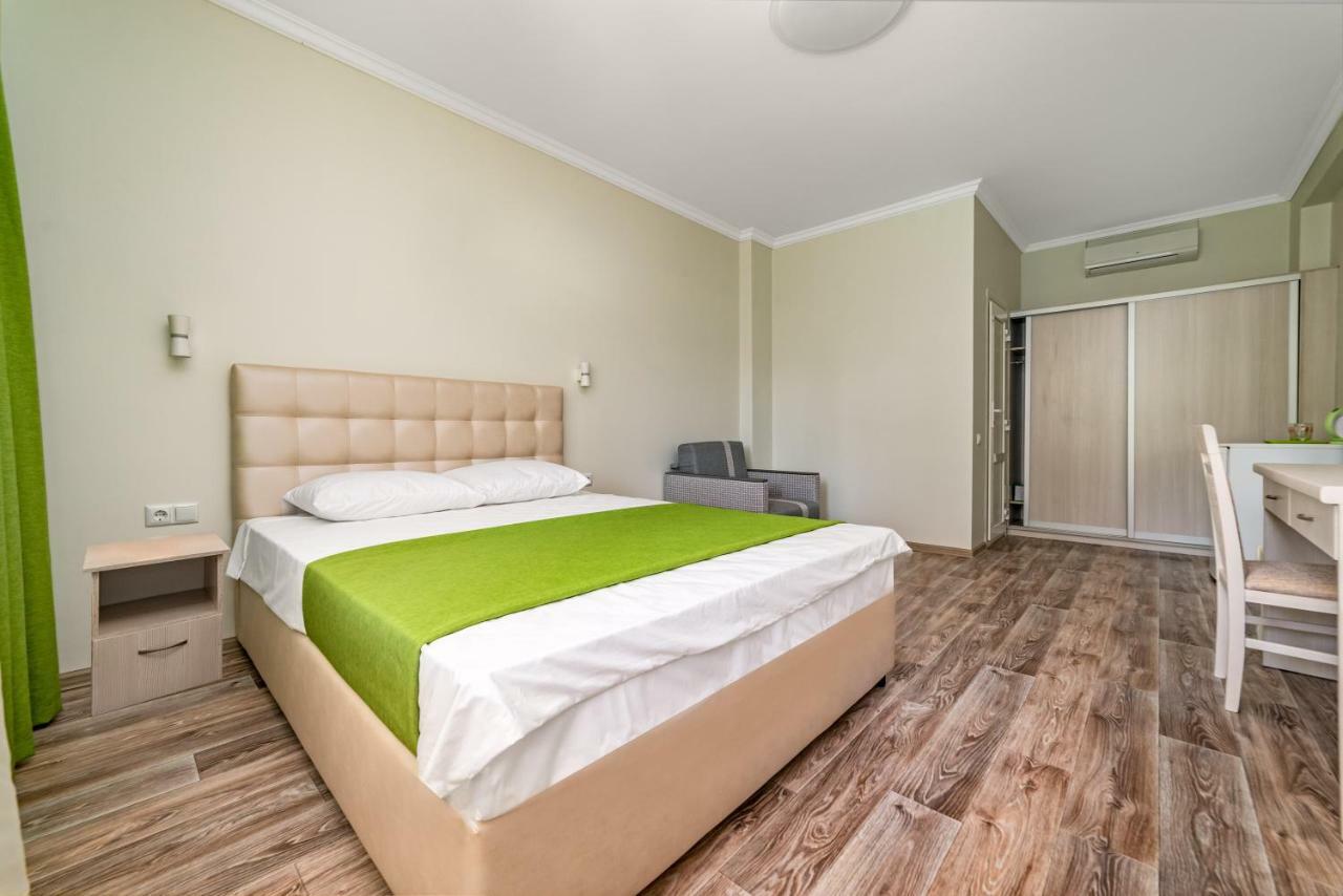 Green Hotel-Club Zatoka Εξωτερικό φωτογραφία