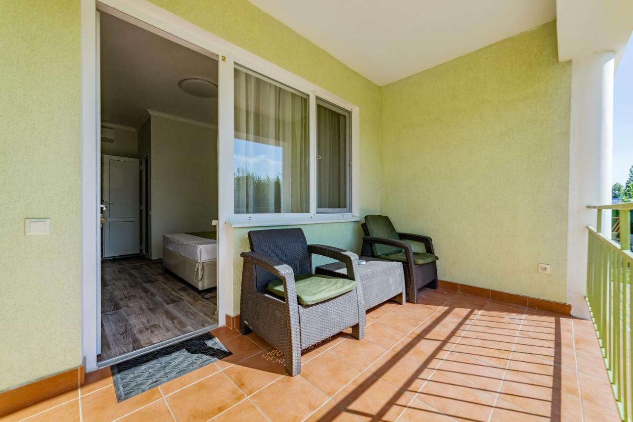 Green Hotel-Club Zatoka Εξωτερικό φωτογραφία